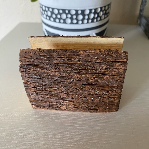 Russ Berrie Wood Tone Painted Fish BUSINESS CARD HOLDER Reel Life - Picture 4 of 6